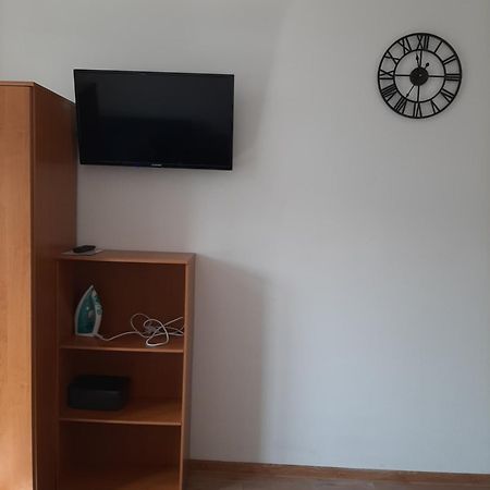 Apartamenty Marco 3-Bis- Przy Dworcu-Stare Miasto-Super Wi Fi Kraków Zewnętrze zdjęcie